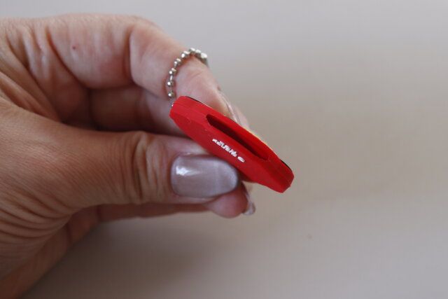 セリア キーキャップ ミッキー 構造