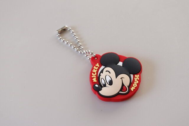 セリア キーキャップ ミッキー