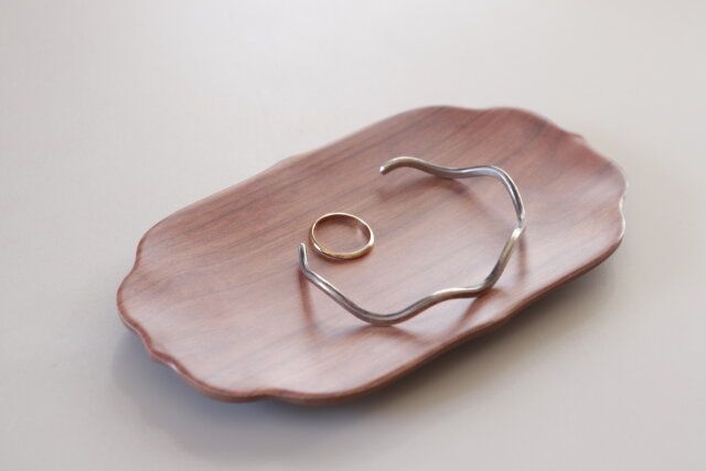 セリア メラミントレーウッド調プレート アクセサリートレー