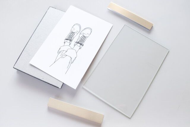 ダイソー アルミフォトフレーム（ハガキ） 入れ替え方