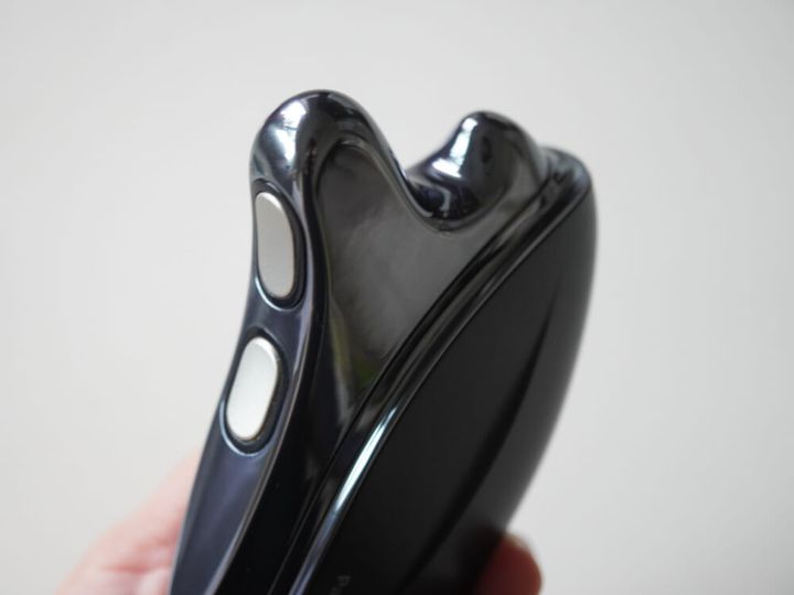 自宅で簡単フェイスケア！40・50代が使うべき美顔器2つ