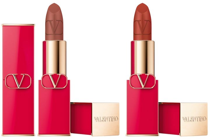 〈左から〉ロッソ ヴァレンティノ マット 151R、218A 各￥6,160（ともに8月16日発売）