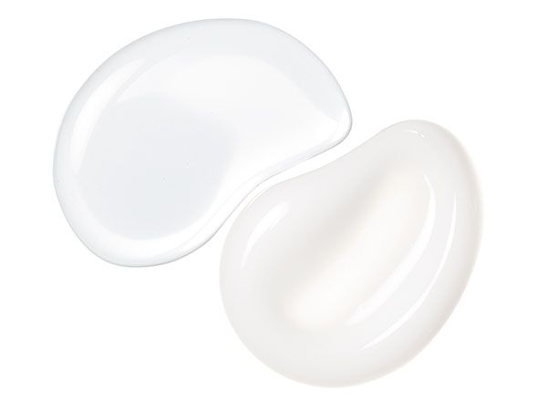 スキンケアの段階で肌の内側に水分を仕込む