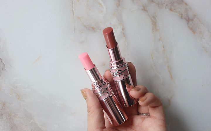 イヴ・サンローランの「YSL ラブシャイン キャンディ グロウ バーム」を全色スウォッチ！イエベ、ブルベ別のおすすめも紹介