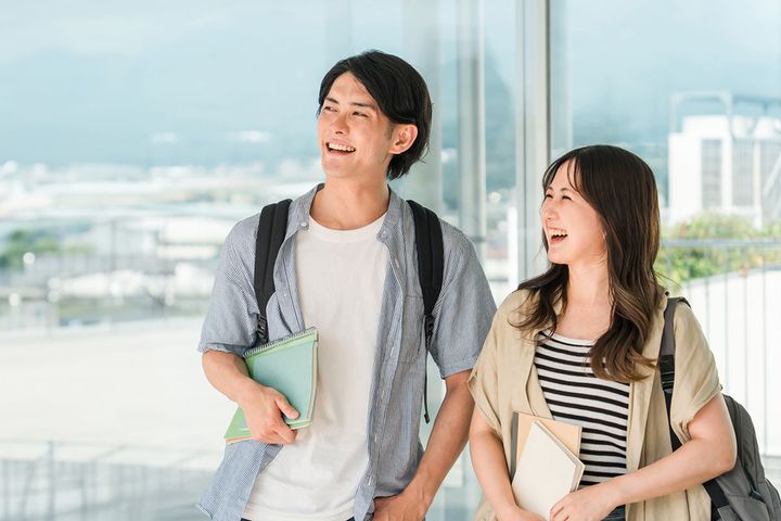 旧帝大・早慶生に人気の企業、男女別で違いは？