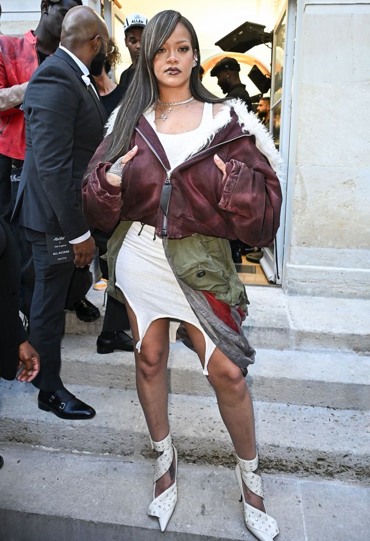 6月21日(現地時間)にパリで行われた、エイサップ・ロッキー率いるアウグ(AWGE)の2025年春夏メンズコレクション会場にて。Photo_ Stephane Cardinale - Corbis/Corbis via Getty Images