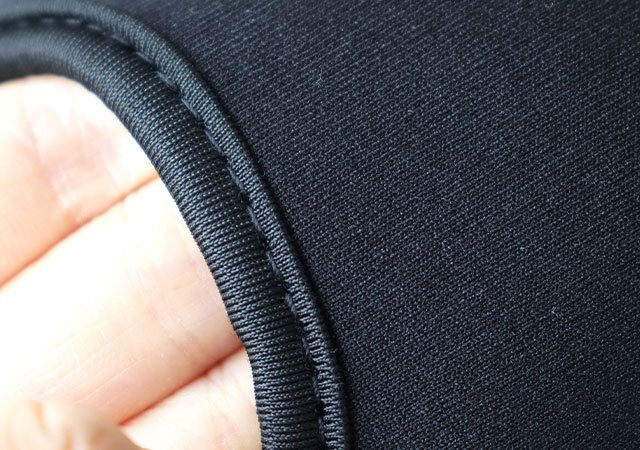 キャンドゥ 3WAYペットボトルカバー黒 質感