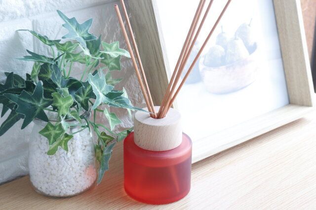 ダイソー アロマディフューザー 木製