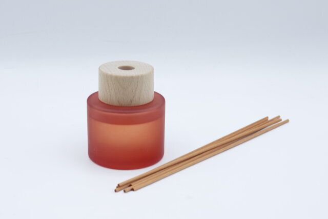 ダイソー アロマディフューザー マグノリア