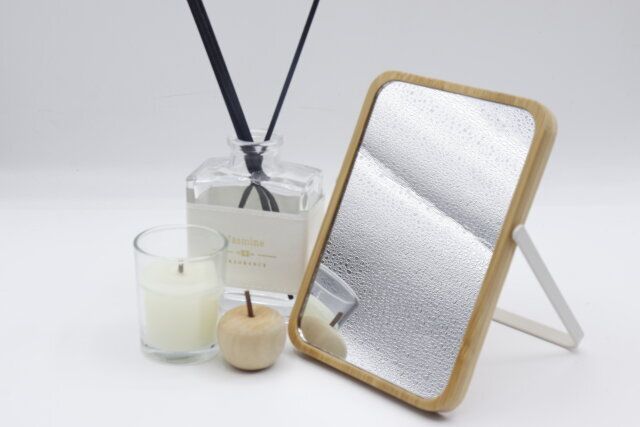 ダイソー 竹製スタンドミラー IKEA風