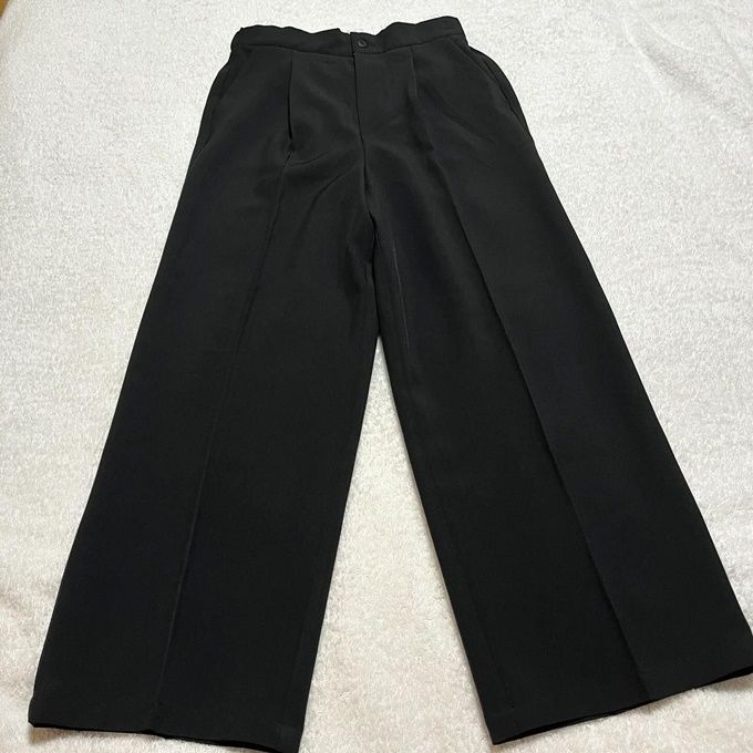 しまむら「ストレッチワイドパンツ」