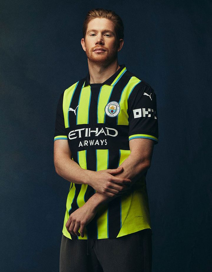 歴史的ユニが“復活”！マンチェスター・シティ、「昇格25周年記念」の新アウェイユニフォームを発表