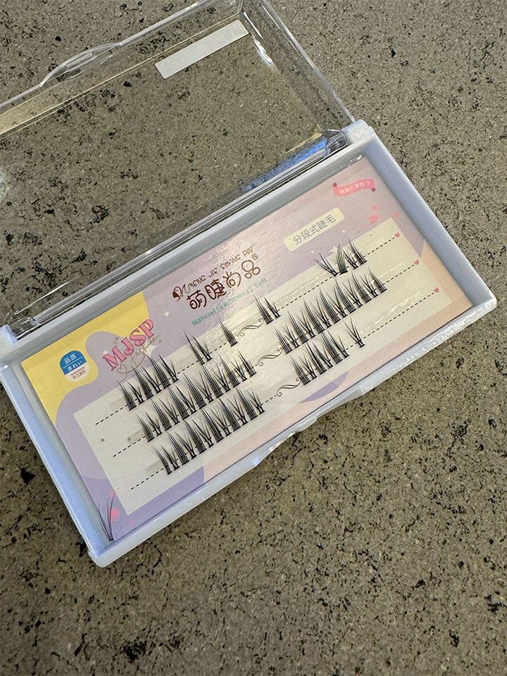 最近は部分つけまつ毛にも挑戦中！