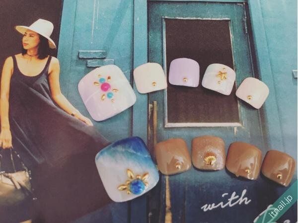 HAPPINESSが投稿したネイルデザイン [photoid:I0039238] via Itnail Design (738293)