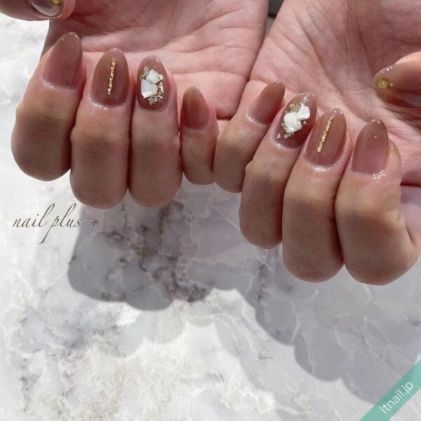 nail PLUS+が投稿したネイルデザイン [photoid:I0108005] via Itnail Design (738316)