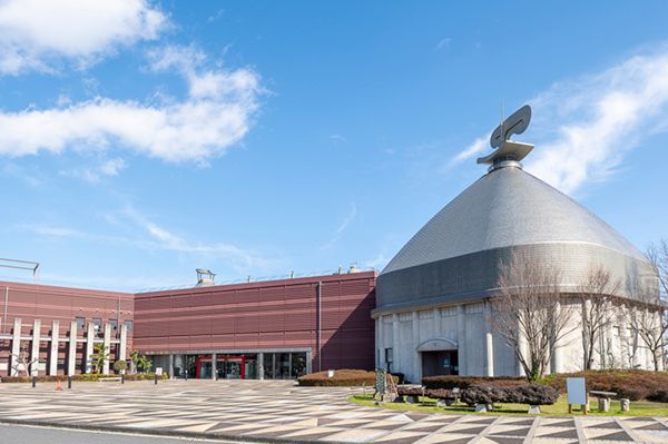 キャンパーに大人気！職人が作る魅力的なギアや食事とは？