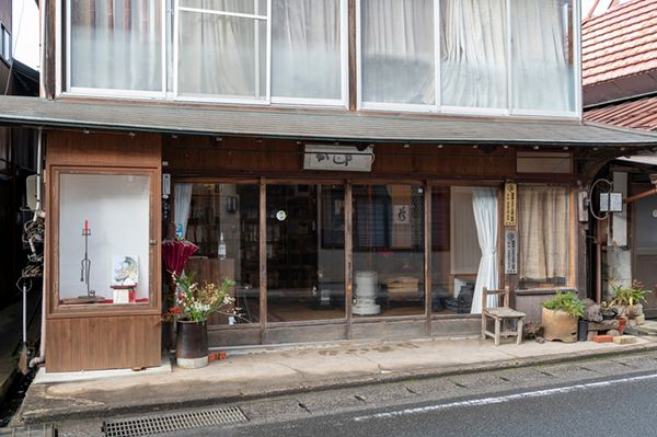 キャンパーに大人気！職人が作る魅力的なギアや食事とは？