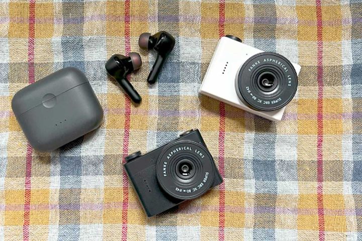 超ミニカメラ「retroCUBE」