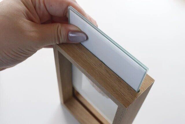 ダイソー インテリアフォトフレーム（スライド式、10cm×15cm） 使い方