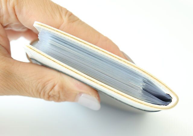 セリア レザー風カードホルダー16ポケット 厚み