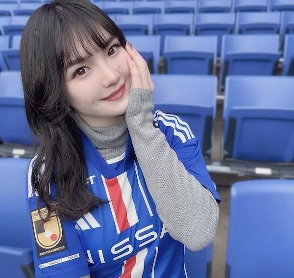 極寒の中号泣も…女神サポの「サッカー観戦とスタグルの楽しみ方」