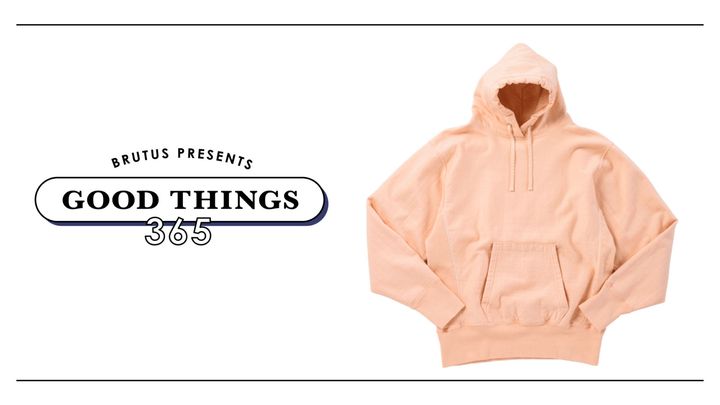 〈ウティ〉のスエットフーディ