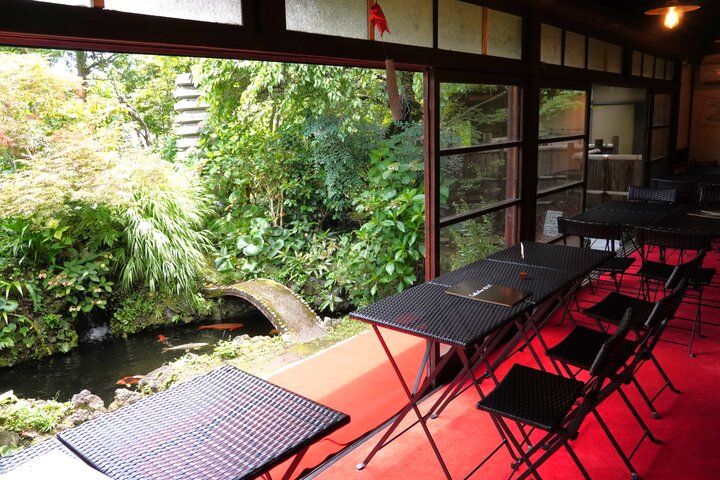 横浜駅から足をのばして古き良き明治の面影を伝える大きなお屋敷でひと休み「古民家Cafe×Beer 花やしき」