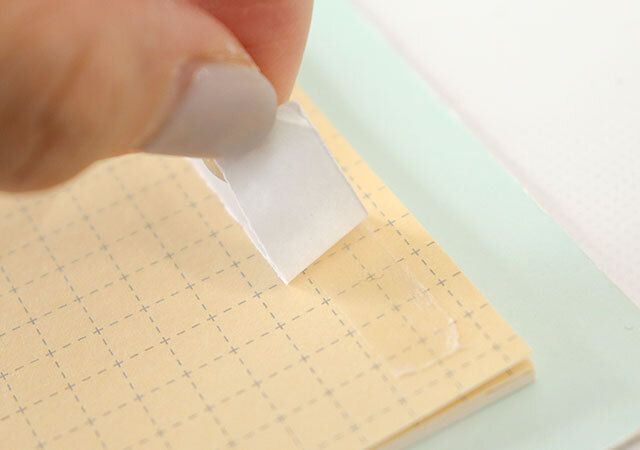 セリア 快速めくりの両面テープ 使用例