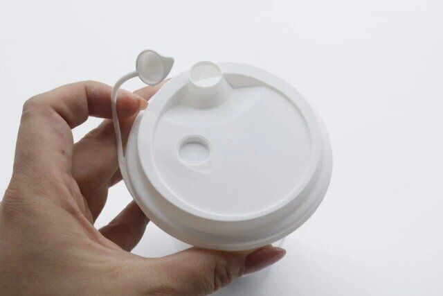 ダイソー ファンデーションスポンジ（容器付、ウェッジ形、7個） デザイン