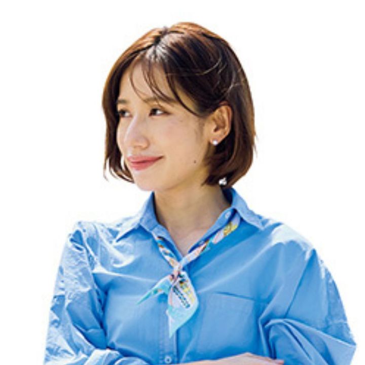 VERY読者スナップより、大人のナチュラルボブ