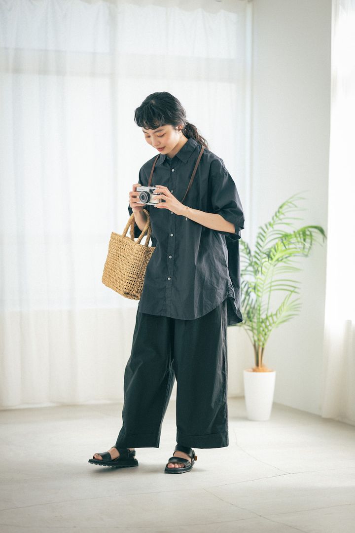 涼しげな“モノトーン”スタイル5選。都会的な空気を纏って【FUDGE FRIEND おしゃれさんの毎日コーディネート】