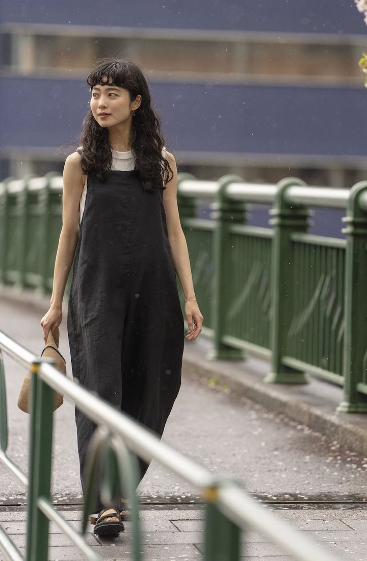 涼しげな“モノトーン”スタイル5選。都会的な空気を纏って【FUDGE FRIEND おしゃれさんの毎日コーディネート】