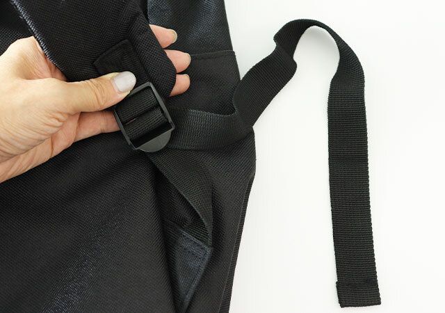 セリア リュックのヒモ固定バンド 使用前