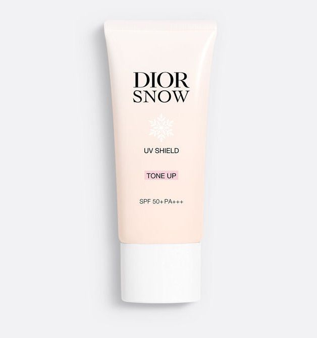 3位 ヘアメイク高橋里帆さん推薦 ディオール スノー UVシールド