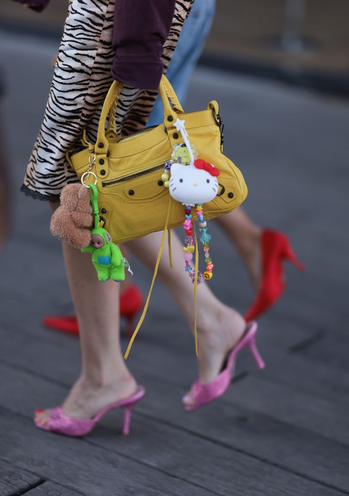 2025年春夏コペンハーゲン・ファッションウィークのストリートにて。