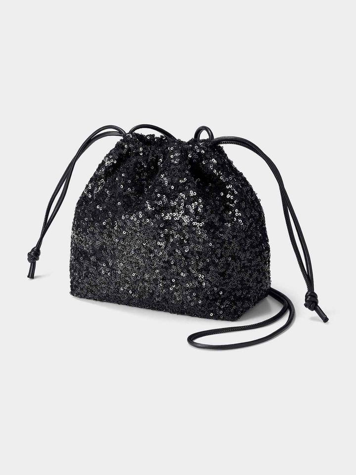 画像2: 出典：GU