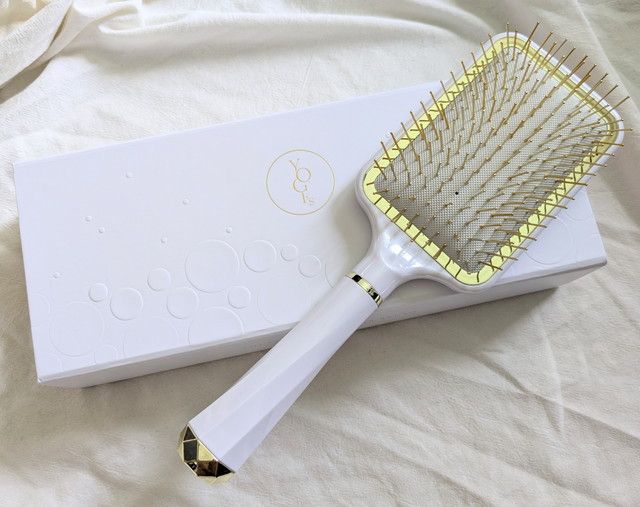 YOGI’S ORIGINAL HAIR BRUSH