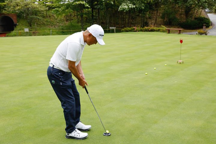 “曲がるライン”の打ち方は同じ。ラインの頂点を狙って打とう