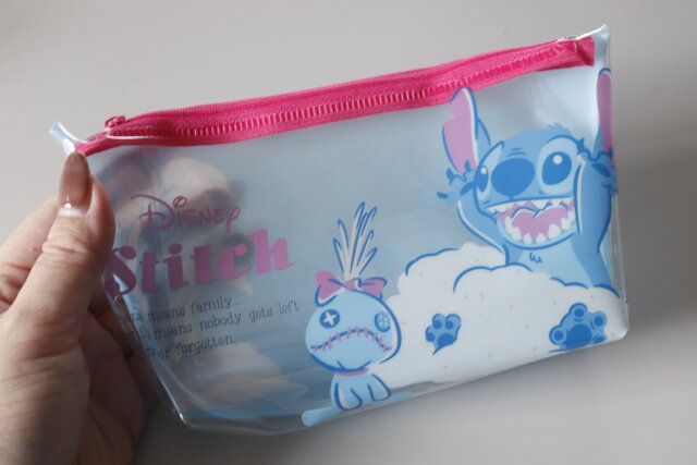 ダイソー 舟型ポーチ（スティッチ） デザイン 青