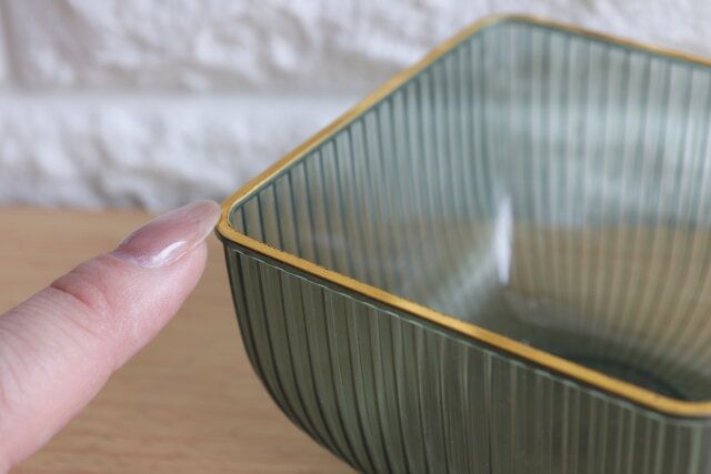 セリア 箔押しラインスクエア小鉢 モスグリーン ライン フチ