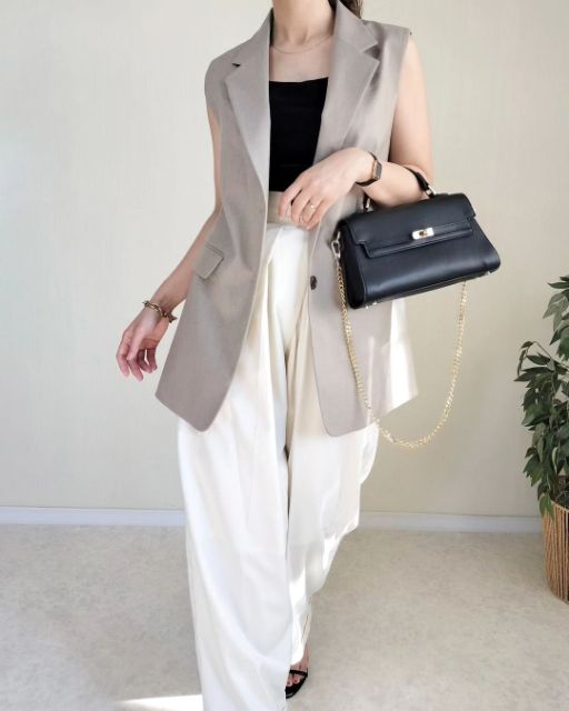 オーバーサイズテーラードベストZを着たコーデ