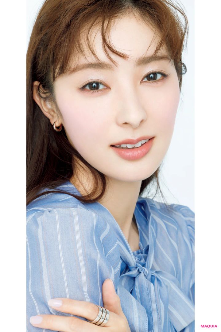 「毛穴の開き」にベストマッチな下地&ファンデーションはこれ！ “令嬢”肌に仕上げるコツも _4