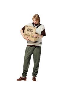 こなれた感じにみせるには？グリーンのトラックパンツを選ぼう【FUDGE 9月号連動企画-わたしがトラックパンツを好きなワケ-No.005】