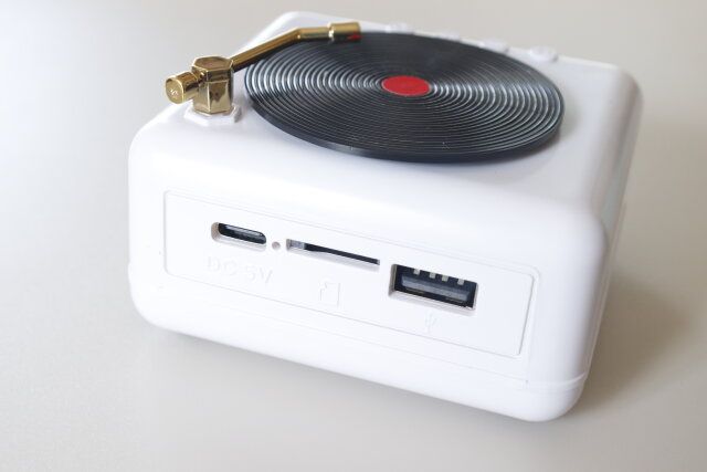 ダイソー レトロスピーカー（レコードプレーヤー型） USB microSD