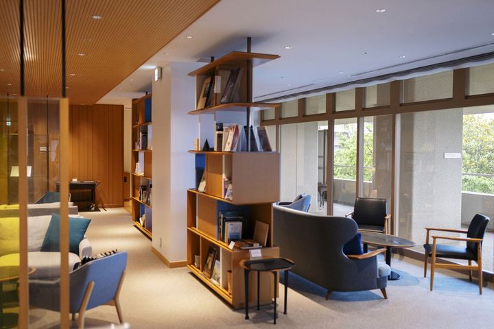 志摩観光ホテルの宿泊棟ザ クラシックの宿泊者専用ラウンジ