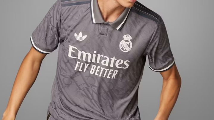 “三つ葉”が復活！レアル・マドリーが新サードユニフォームを発表 「モノグラム」が高級感あるデザイン