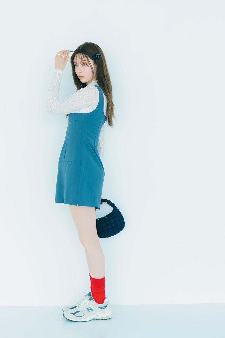 八木アリサさんまとう♡ 韓国風ミニ丈ワンピースコーディネート