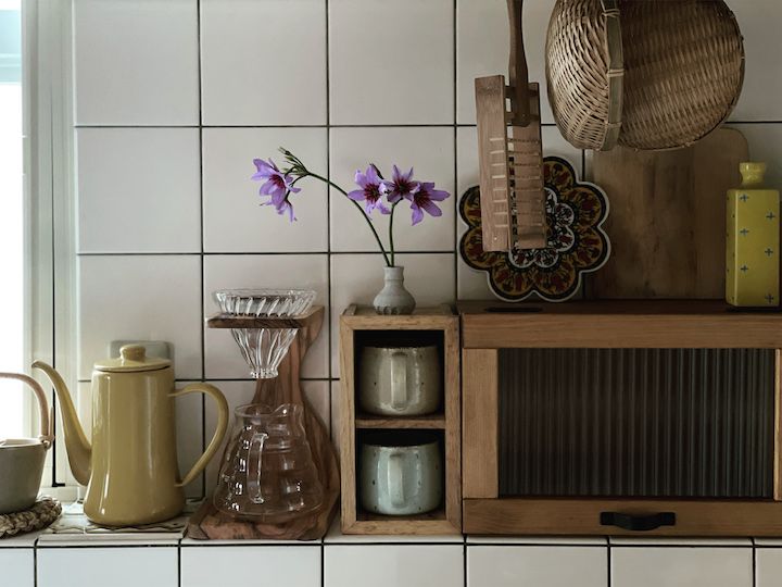 《野田琺瑯》の持ち手付きストッカーで洗い物の手間が減る…おしゃれなお家のセンスのいいキッチン雑貨