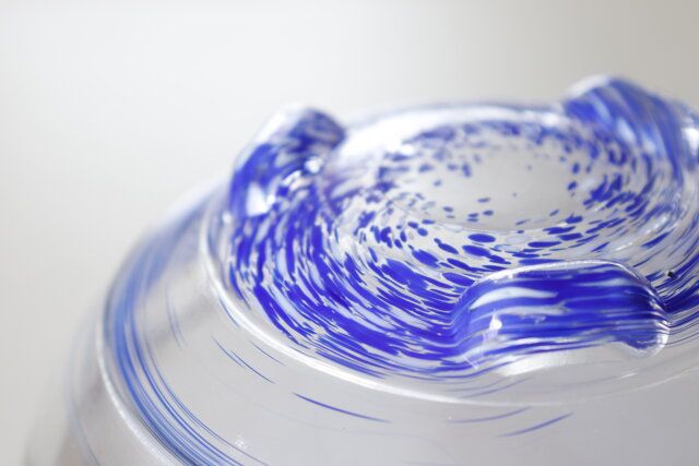 スリーピー びいどろガラスカラードットボウル青 底