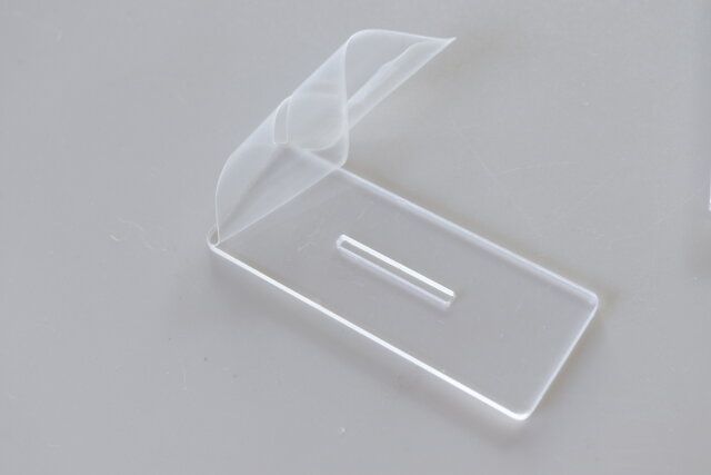 セリアの透明度が高いアクリルフレームスタンド 7.5×10cm